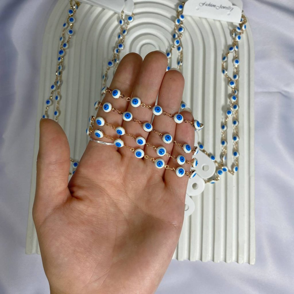 گردنبند چشم نظر آبی روشن
