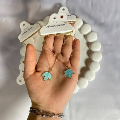 گردنبند برگ فیروزه ای
