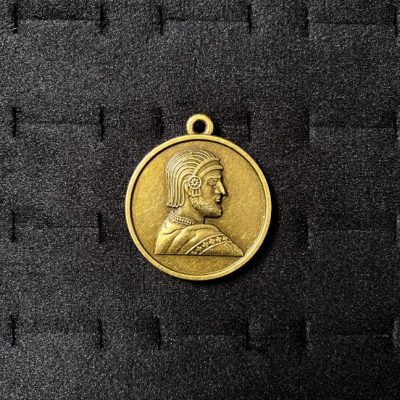 پلاک کوروش بزرگ دو طرفه حک و طلایی