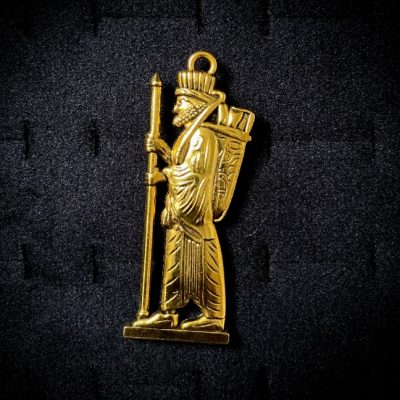 پلاک سرباز هخامنشی ایرانی طلایی