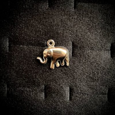 پلاک استیل فیل طلایی و نقره ای