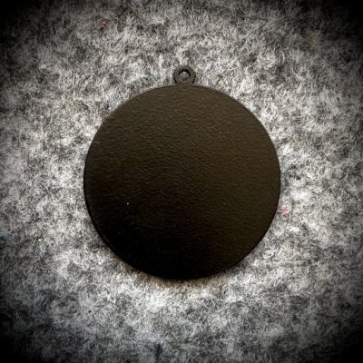پلاک استیل مشکی حک چهره یا متن دلخواه گرد  109