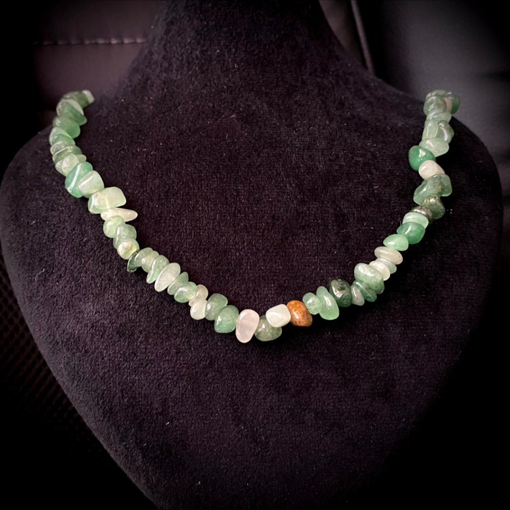 گردنبند سنگ های طبیعی خودت بساز