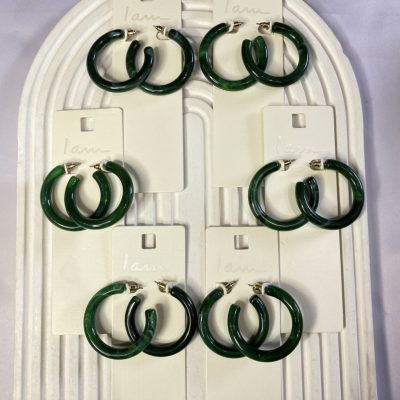گوشواره میخی سبز