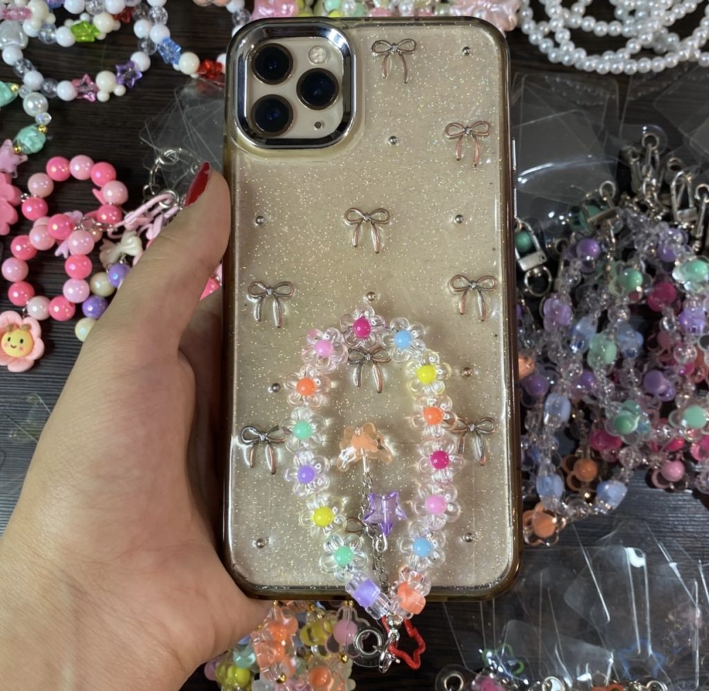 آویز موبایل گل چارم پروانه و ستاره