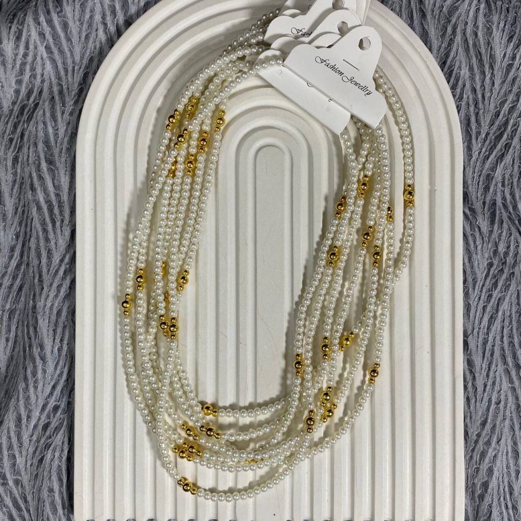 گردنبند مروارید و گوی کوچک