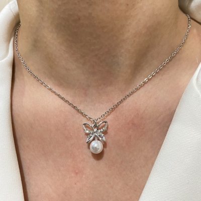 گردنبند پروانه نگینی تک مروارید